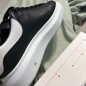 Alexander McQueen | Shoes | Black N White Alexander Mcqueens  display picture 2